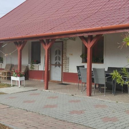 Rakoczi Vendeghaz Apartment Poroszlo Luaran gambar