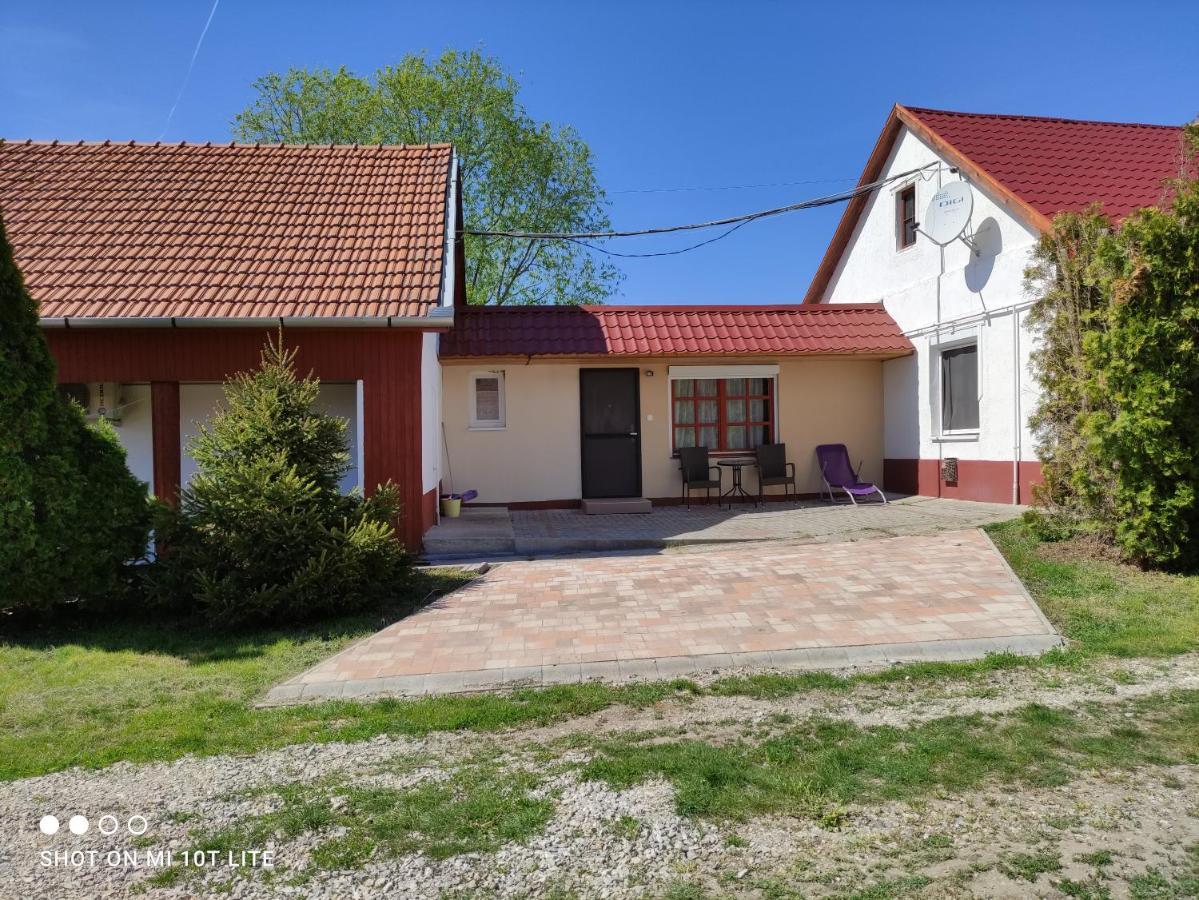 Rakoczi Vendeghaz Apartment Poroszlo Luaran gambar