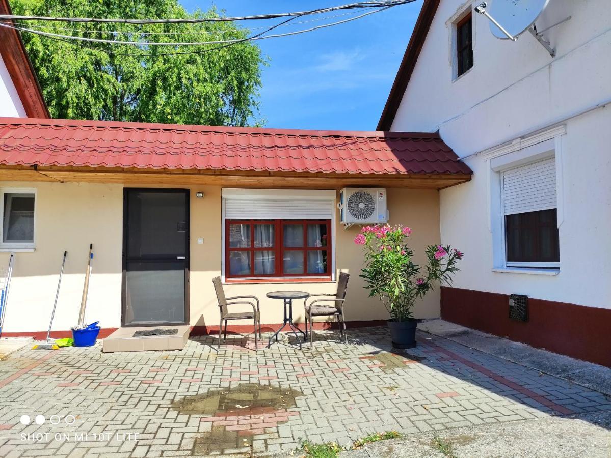 Rakoczi Vendeghaz Apartment Poroszlo Luaran gambar