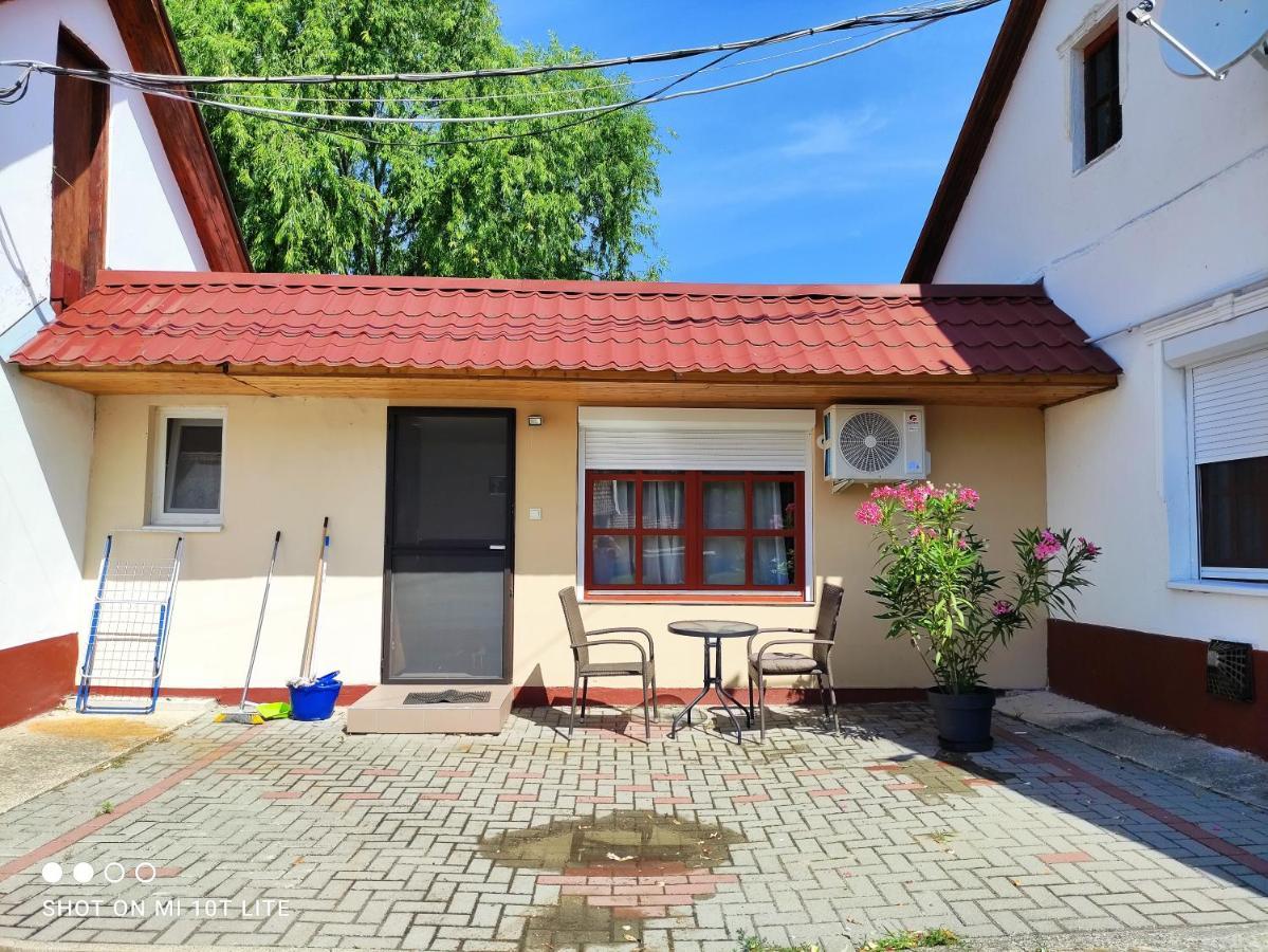 Rakoczi Vendeghaz Apartment Poroszlo Luaran gambar